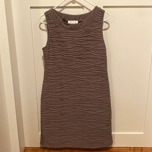 Papillon blanc taupe size large sleeveless dress